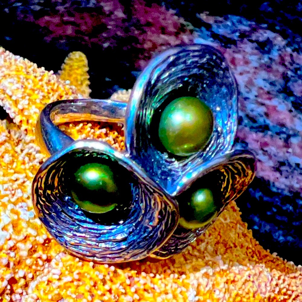 HG Sterling Vibes Clustered Pearl Ring